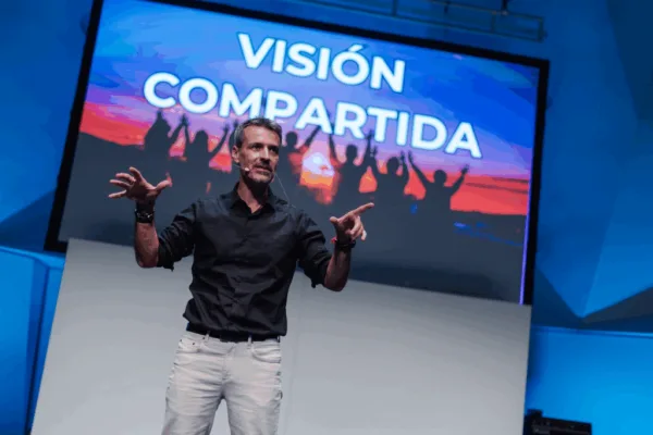 Antoni Fernández i Brugués, conferencista para eventos corporativos sobre Liderazgo Transformador