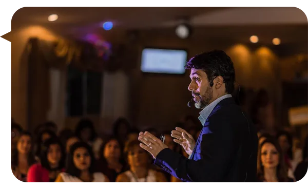 Allan Loría, conferencista para eventos corporativos sobre Longevidad Social