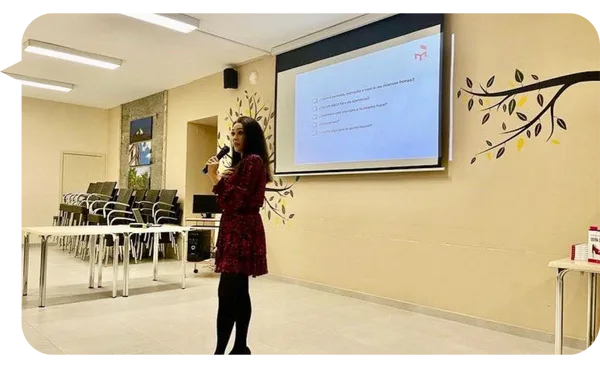 Renee Aguilar, conferencista para eventos corporativos sobre Psicología Aplicada