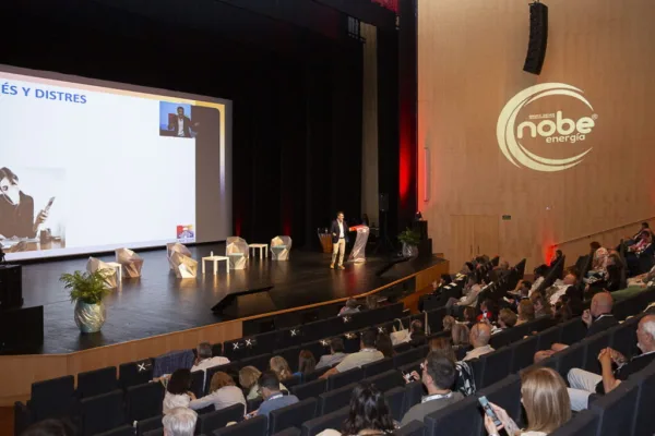 Zacarías Romero, conferencista para eventos corporativos sobre Neuroventas