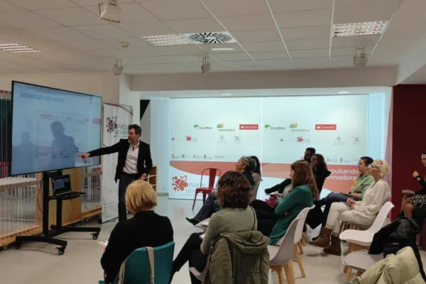 Zacarías Romero, conferencista para eventos corporativos sobre Neuroventas