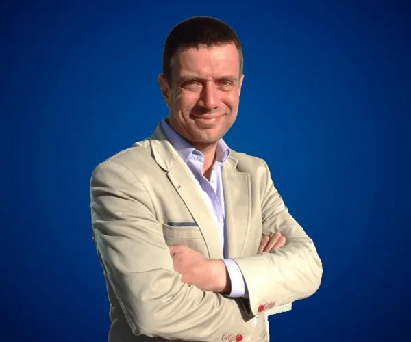 Mauricio Espina