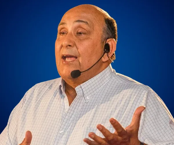 Antonio Vizintín — Conferencista de Trabajo En Equipo Colaboracion Efectiva