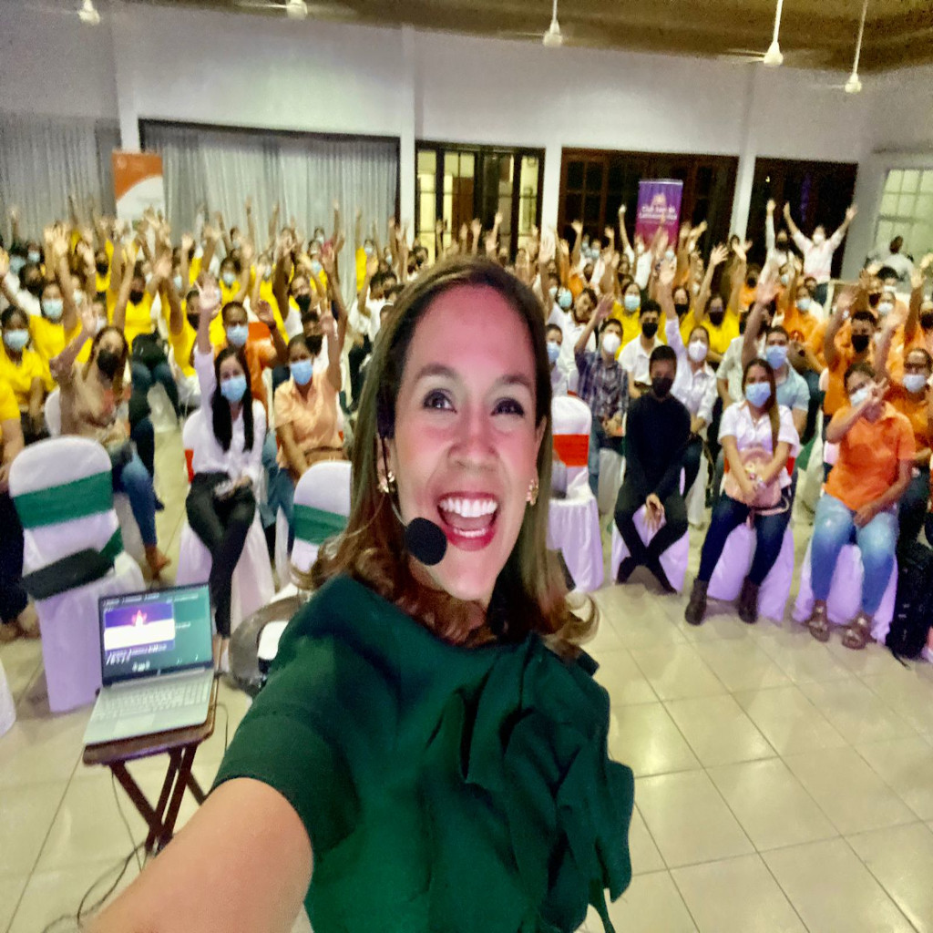 Nadia Vado, conferencista para eventos corporativos sobre Inteligencia Emocional