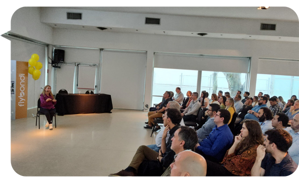 Daniela Aza, conferencista para eventos corporativos sobre Diversidad e Inclusión